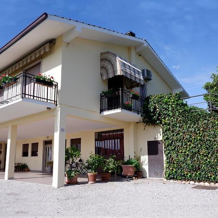 L'Edera Appartamento Rivoli Veronese Εξωτερικό φωτογραφία